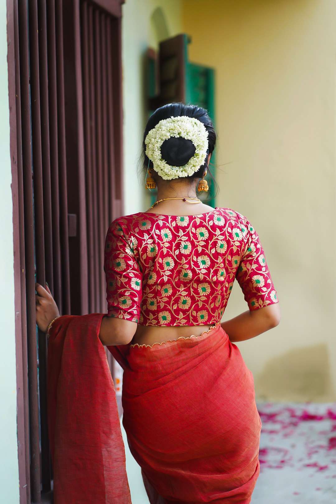 EASHWARI ( Brocade Blouse )