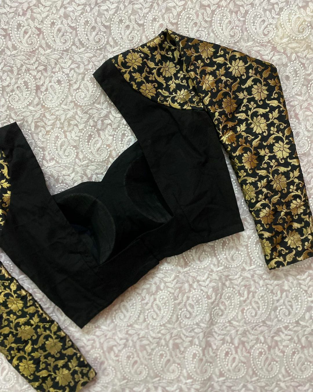 Black Roshni Full Sleeves Blouse