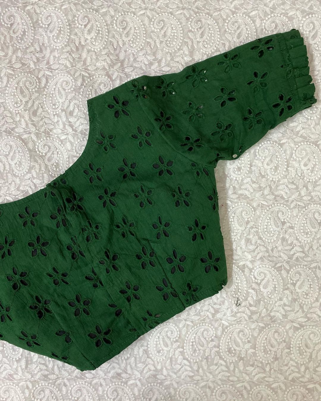 Green Tulip Back Covered Hakoba Blouse