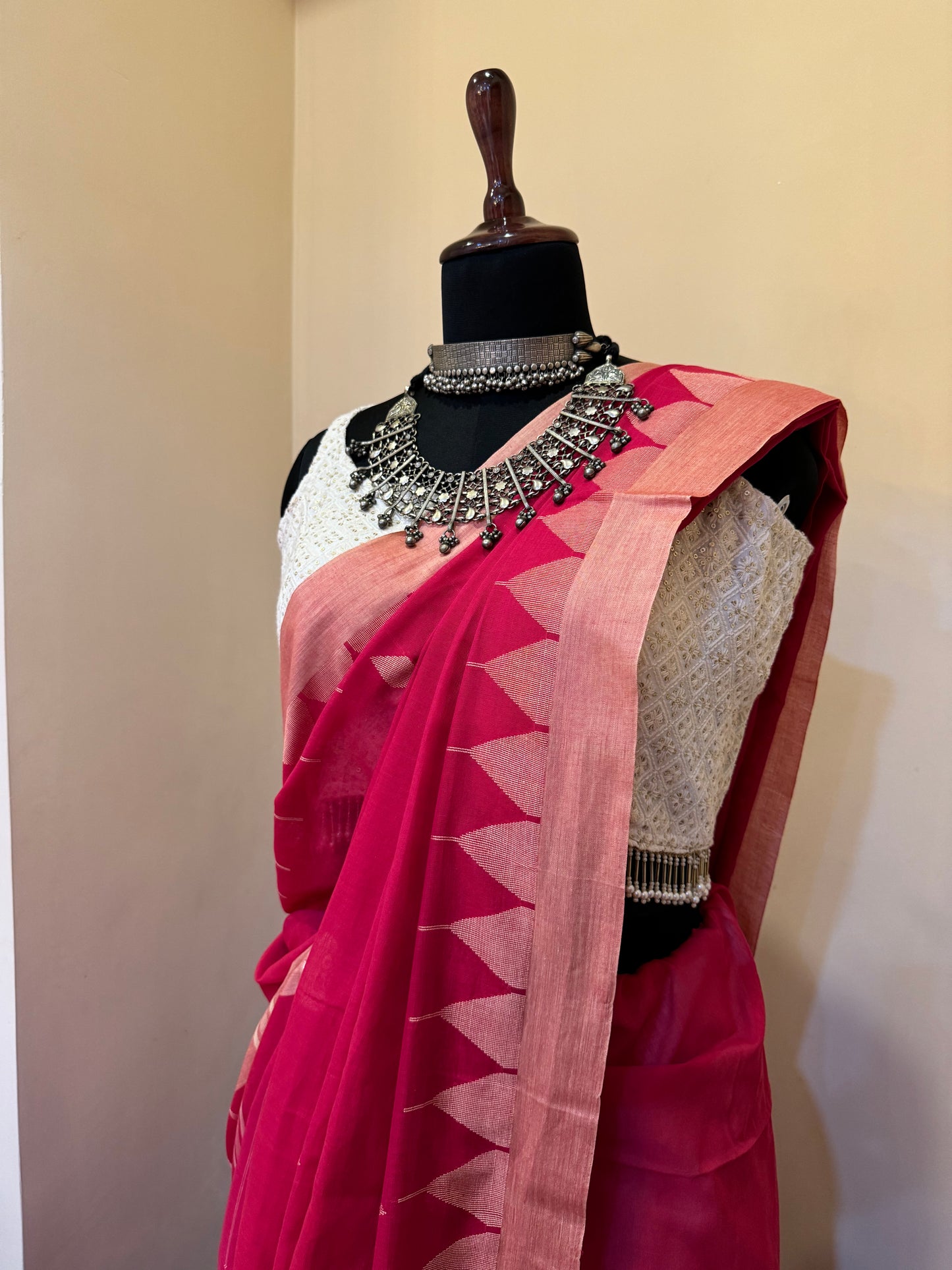 Pink The Lotus Handwoven Jamdani Saree