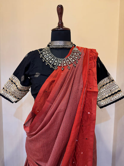 Rust Orange handwoven Jamdani Saree