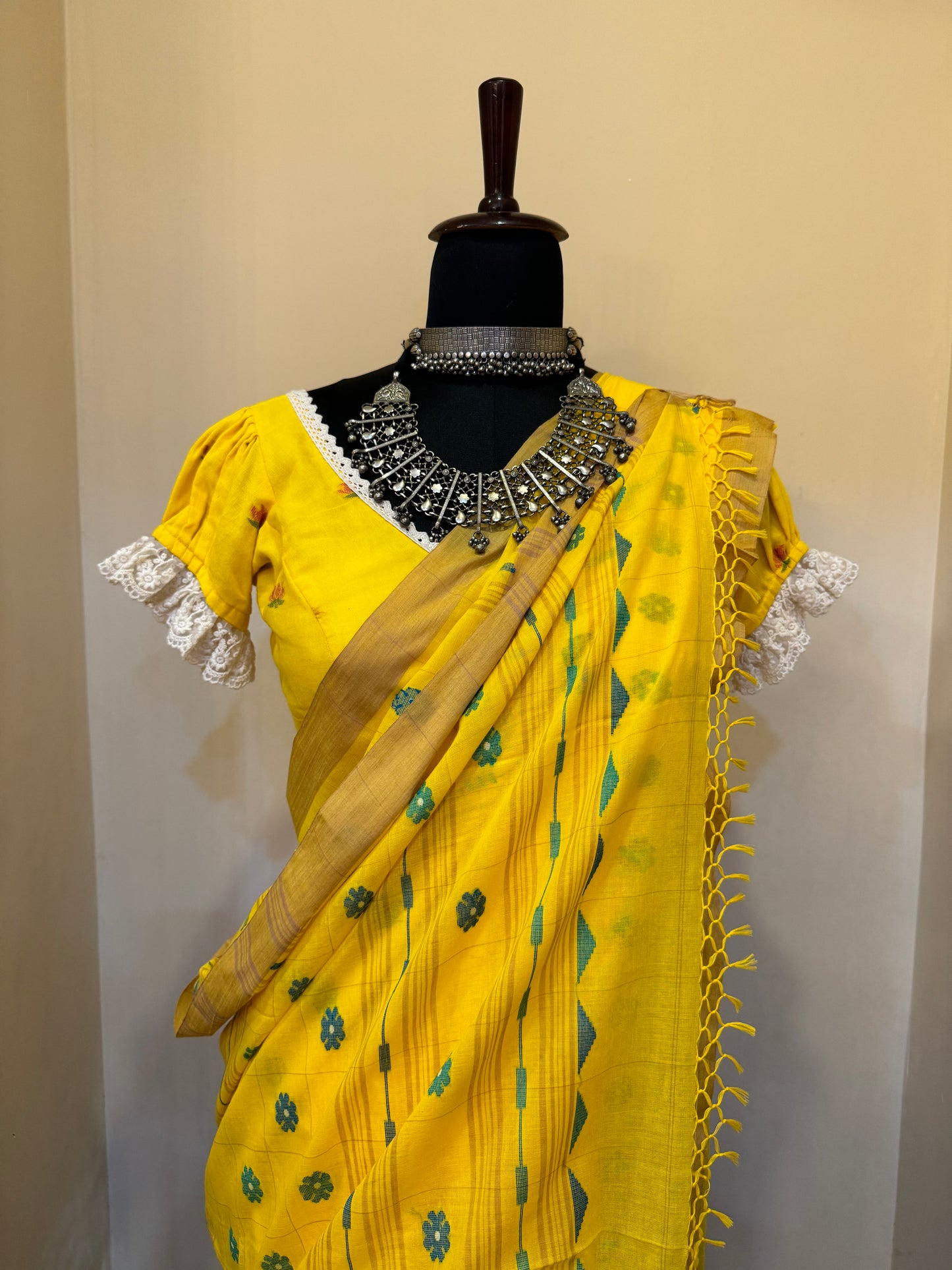 Yellow Dailylily Handwoven Jamdani Cotton Saree