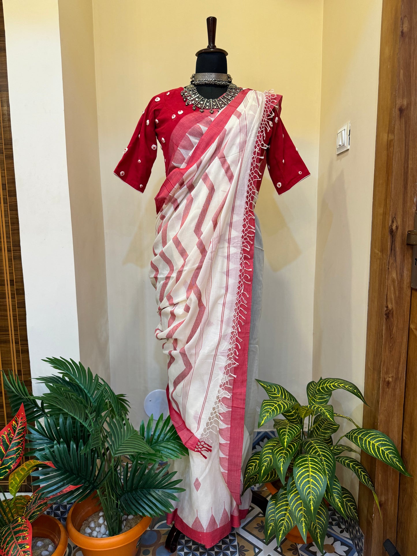 PUJOR SAREE Handwoven Jamdani