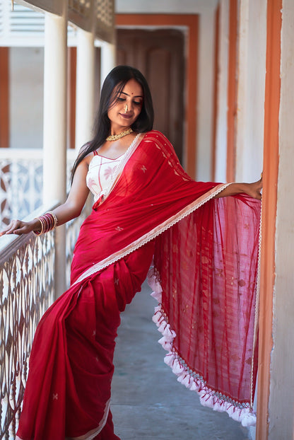 The Classy Red Handwoven Jamdani Saree