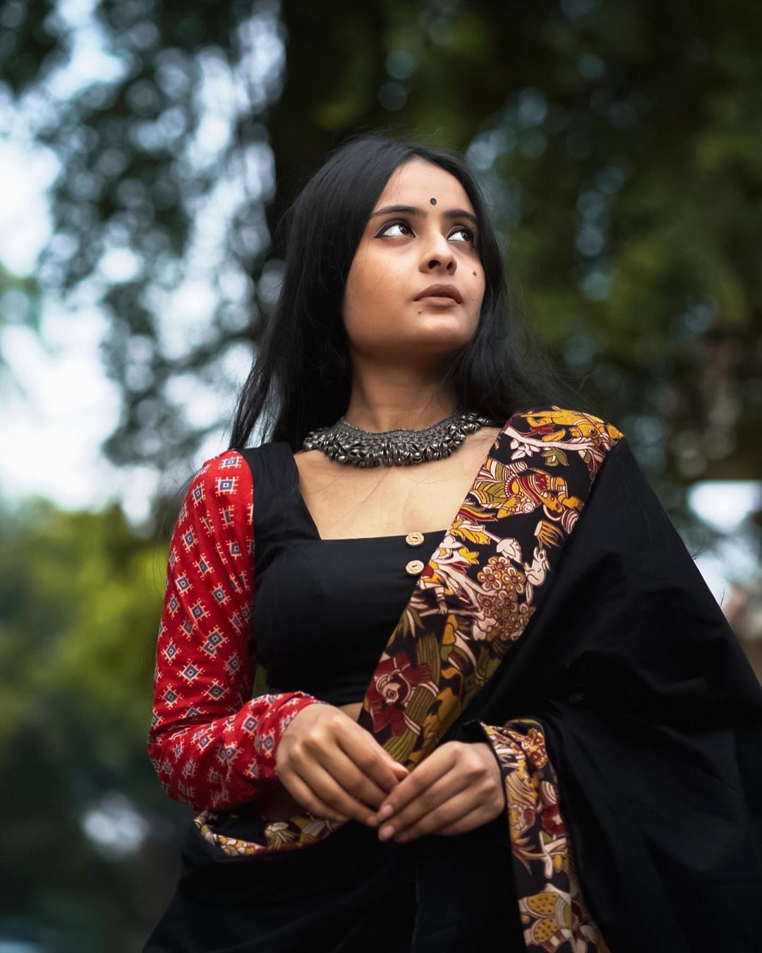 red black blouse image