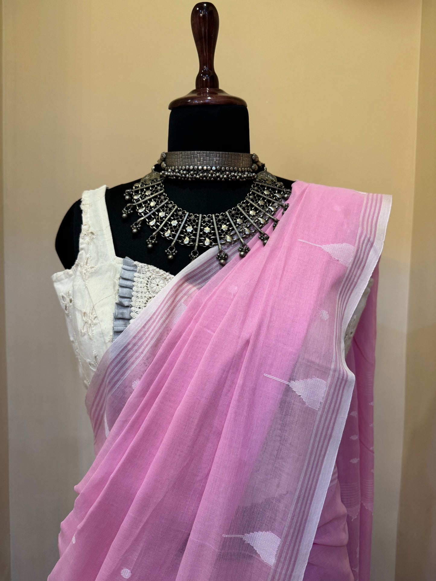 Pink Orchid Handwoven Jamdani Saree