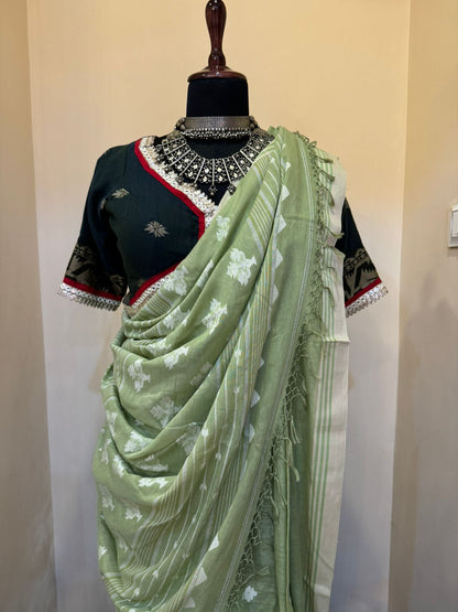 Grass The Ultimate Beauty Handwoven Jamdani Saree