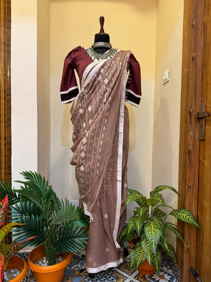 Dust The Love Handwoven Jamdani Saree