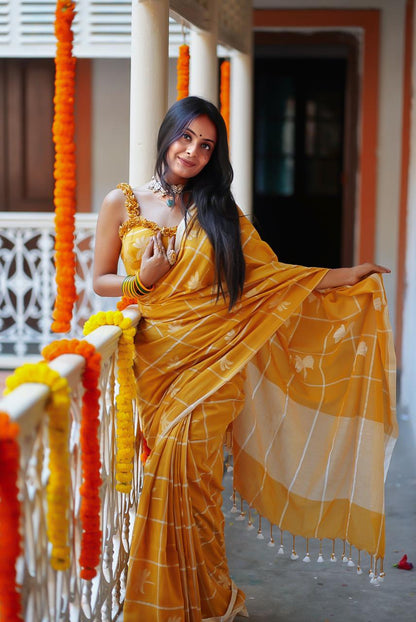 Sunshine in Jalgaon Handwoven Cotton Saree